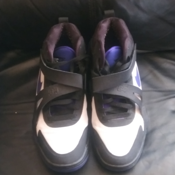 Men's Nike Barkleys - Picture 2 of 4